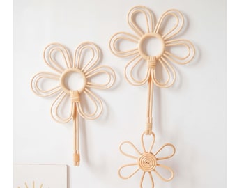 Rattan Flower Wall Hook, Rattan Nursery Wall Decor, Daisy Rattan Wall Hanger, Rattan Boho Decor, Rattan Palyroom Decor, Chrismas Ornaments