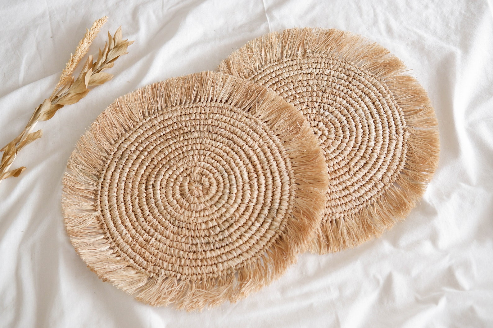 Natural Raffia Placemat Raffia Fringe Placemat Round Fringe - Etsy