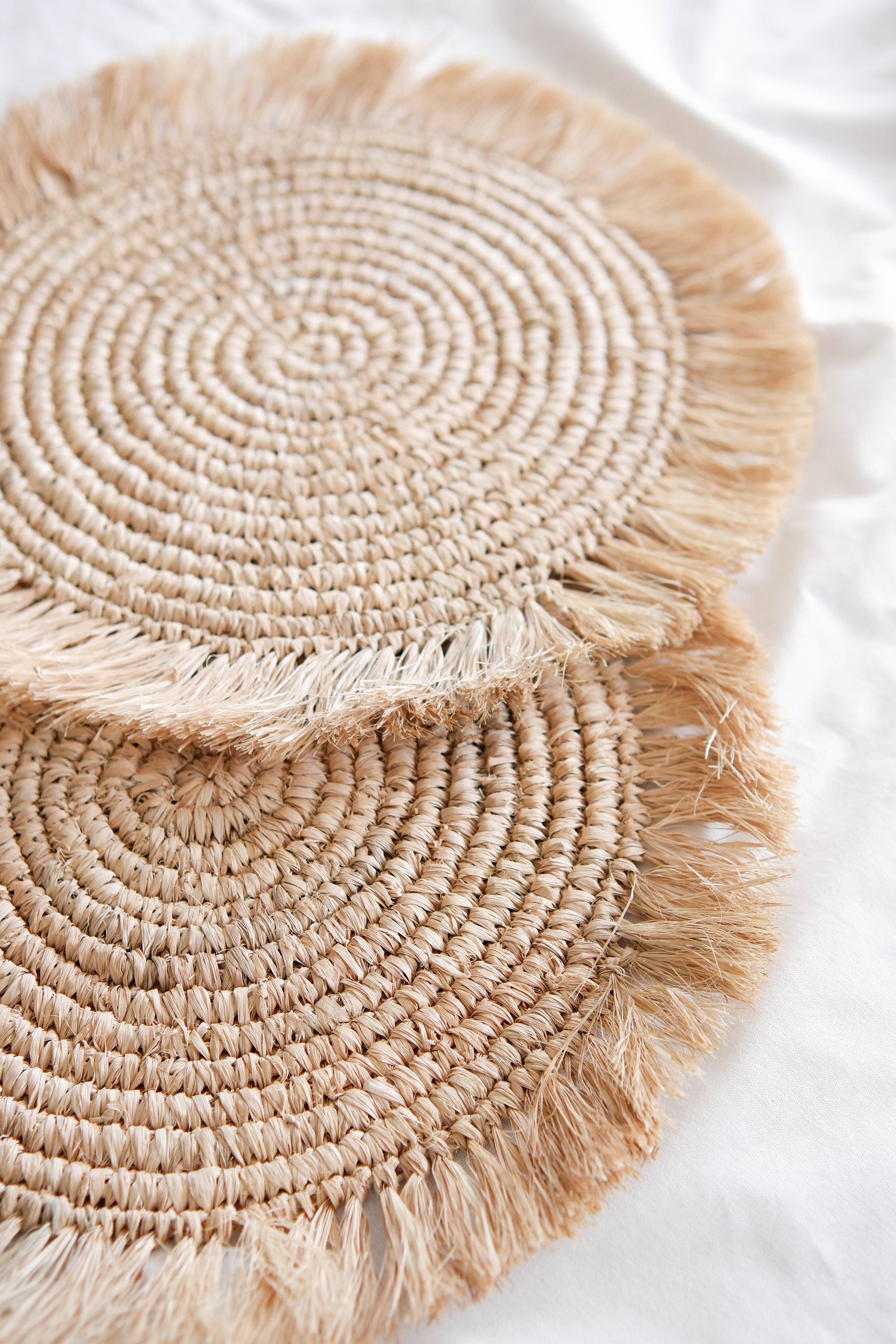 Natural Raffia Placemat, Raffia Fringe Placemat, Round Fringe Placemat