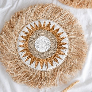 Seagrass Fringe Wall Decor, Boho Seagrass Basket Wall Decor, Raffia Basket Wall Hanging, Raffia Tassel Wall Decor, Wicker Wall Decor