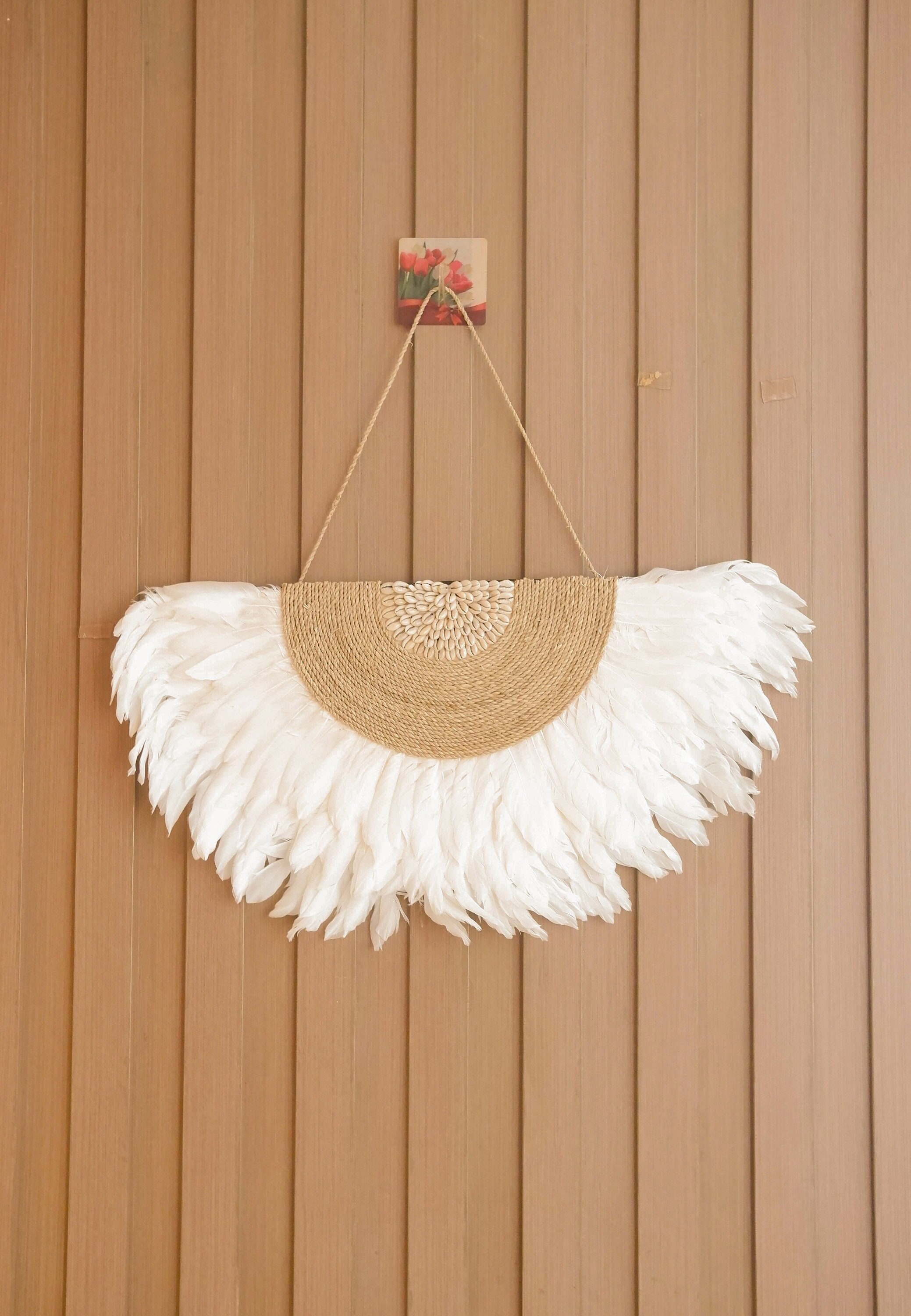 White Juju Hat Wall Decor, Juju Feather Wall Decor With Sea Shell, Boho