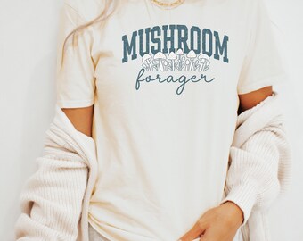 Mushroom forager Shirt Cottagecore Shirt botanical Shirt Mushroom foraging shirt Mushroom Shirt Mushroom hunting gift Mushroom hunter Shirt