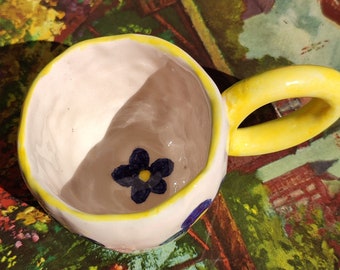Daisy Coffee Mug - Handmade Ceramic Flowers Cup