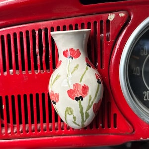 Hand-Painted Retro VW Ceramic Vase – Exclusively for Classic VW Beetle Lovers. Car vase fits all cars