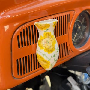 Retro Style, Handcrafted Elegance: Meet the VW Beetle Vases. Car vase fits all cars