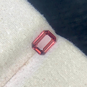 Natural Red Spinel Gemstone , Red Spinel Loose stone From Burma , 0.60 Carats