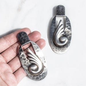 Silver Seashell Earrings – Vintage Beach Wedding Jewelry, Mermaidcore Statement Earrings, Conch Shell Tropical Vacation Gift for Her
