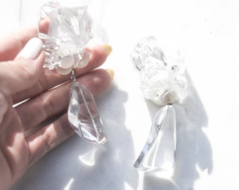 Lucite Earrings Quartz Crystal Modernist Aesthetic Floral Earrings Vintage Jewelry Rock Crystal Jewellery Clip on Backing