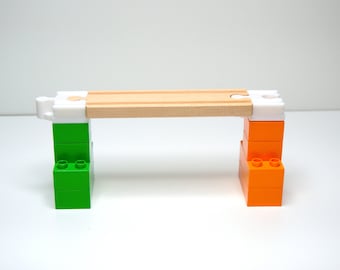 10 Adapter Holzschienen Bausteine mit Lego Duplo, Brio, Lillabo, Thomas