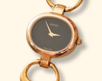 90s Vintage Ladies Gucci 1600 Horsebit Black Dial Bangle Style Watch Working