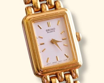 Vintage 90s Ladies Gold Sqaure Face Tank Seiko Watch Working