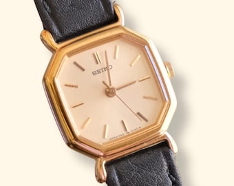 1990s Seiko Ladies Gold  Quartz Watch Black Leather Strap Watch Working