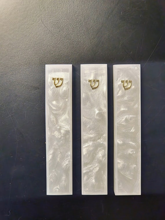 Mezuzah Case - By Israeli Artists – Armadillo Judaica Lovers