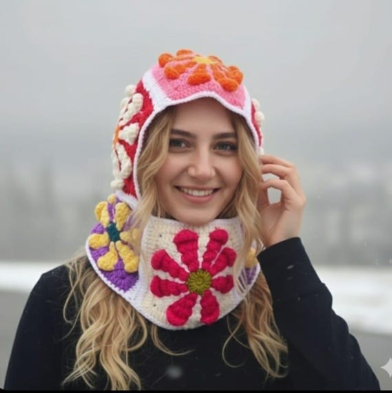 Hand-knitted Wool Balaclava: Colorful Crochet Floral Ski  display picture 1
