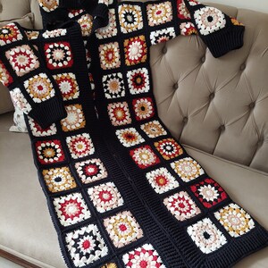 Oma Quadrat Strickjacke, Hoodie Häkeljacke, Afghan Crochet, Langer Oma Quadrat Mantel, Oma Quadrat Mantel, Boho Jacke Bild 5
