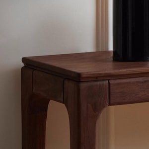 Konsol-/soffbord i valnöt med låda, långa, smala ben, lantlig entrébord, present till hemmet, inflyttningspresent, renovering, bröllopspresent bild 4