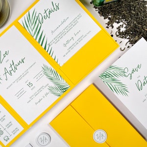 Invitation de mariage thème tropical, vert et jaune, pochette jaune, faire part élégant, invitation moderne classique feuilles été