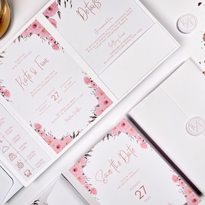 Invitation de mariage theme floral aquarelle, rose et blanc, pochette argentée, faire part élégant, invitation moderne classique fleurs