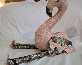 Handgemaakte flamingo stuffie, lekker liggen