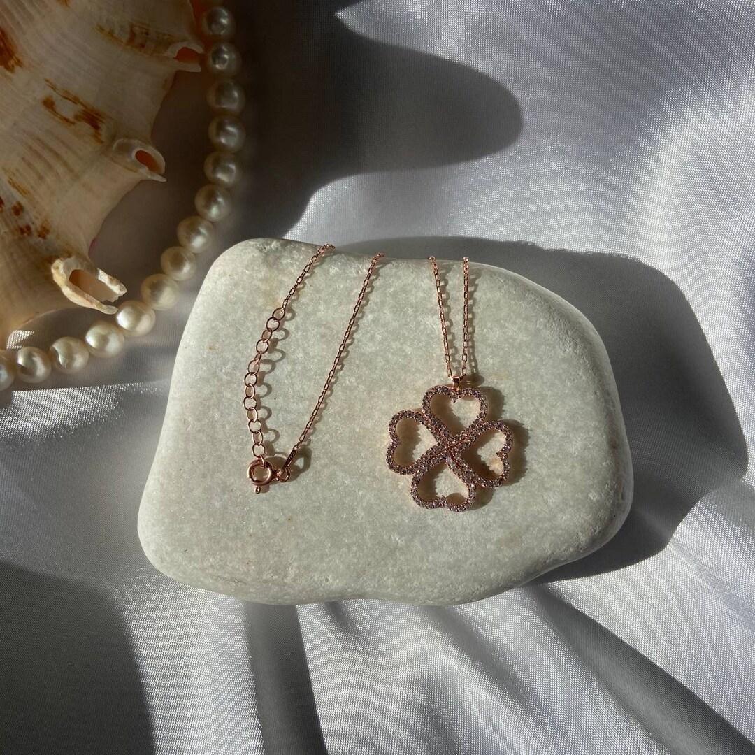 Rose Gold Clover Necklace, Crystal Four Leaf Clover Pendant, Elegant ...