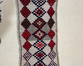 Berber Chic vintage Living Room Rug, Unique Abstract Design, Artisan Crafted -