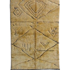 Handmade Moroccan Rug in Authentic Beni Mrirt Style with Genuine Wool, Area Rug, Berber Tapis, and Teppich