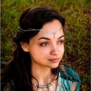 Elven circlet Glider with rainbow moonstone - wedding elvish diadem - bridal headpiece - medieval celtic circlet - fairy princess accessory