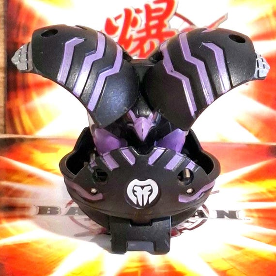 BAKUGAN FALCONEER 580g PEARL WHITE AQUOS BATTLE BRAWLERS B2