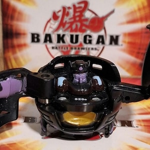 Bakugan Darkus Gorem B2 520G + Card - Rare & Unique - Used in excellent condition - Battle Brawlers