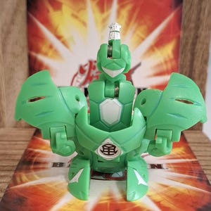 Bakugan Ventus Aranaut 700G + Card - Used in excellent condition - Gundalian Invaders