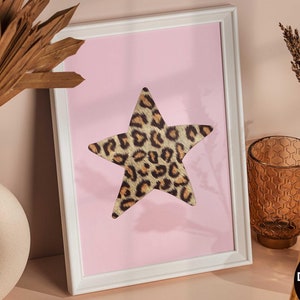 Póster retro con estampado de estrellas de leopardo y chica estrella, estilo Y2K, decoración de apartamentos, arte de pared para dormitorio con guepardo rosa femenino vintage