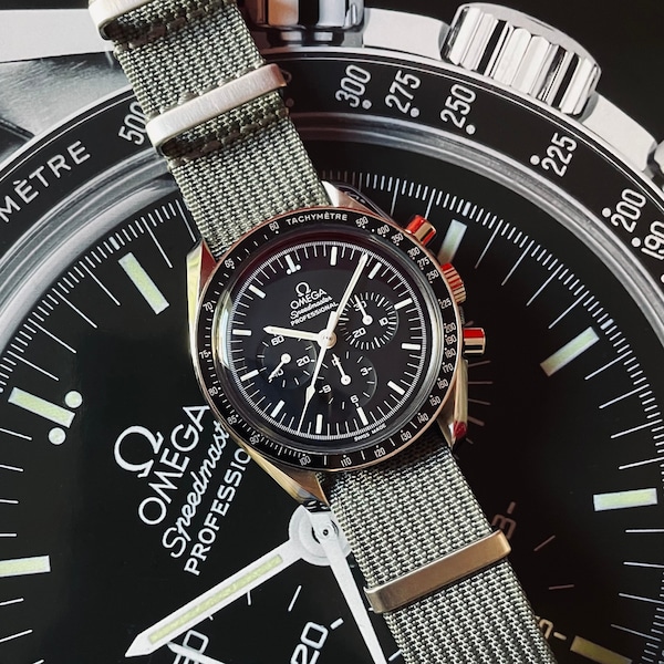 Premium nylon strap for 20mm watch - Gray | Omega MoonSwatch, Speedmaster Moonwatch, Rolex, Seiko, Tissot...