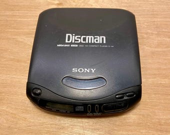 Vintage 90's Sony Discman D-141 Portable CD Player