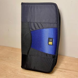 Case Logic Pro Sleeve II Disc Binder 60 CD Zip Case