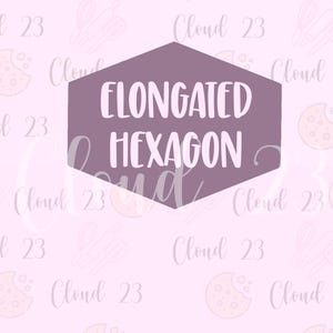 Op de afbeelding: Een lichtroze achtergrond met de tekst "Cloud 23" en illustraties van koekjes en bakgereedschap. Een paarse langwerpige zeshoek in het midden toont de woorden "ELONGATED HEXAGON" in wit.