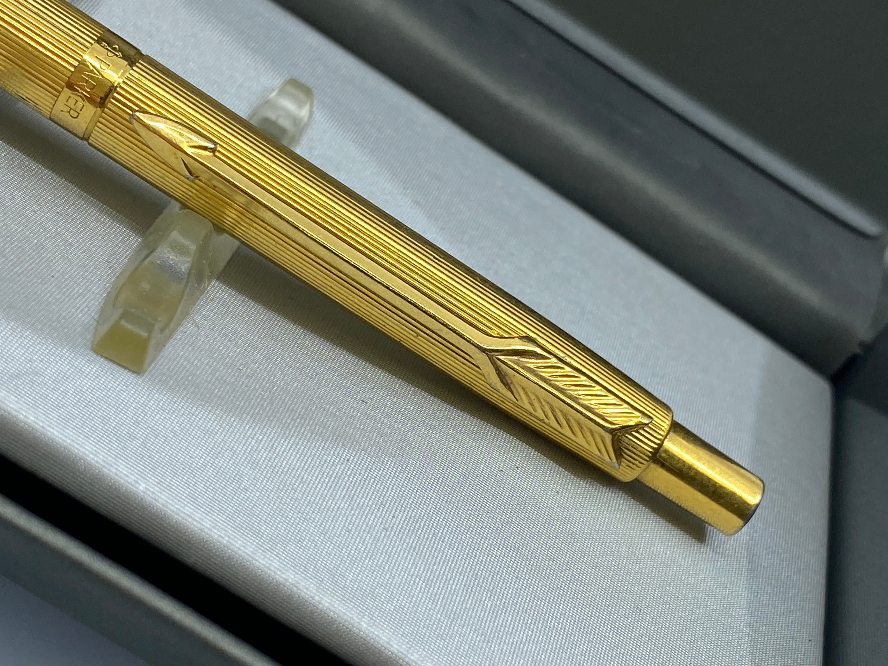 Parker Sonnet Matt Black Finiture Oro Sfera: Scheda Tecnica E Prezzo - Foto 8