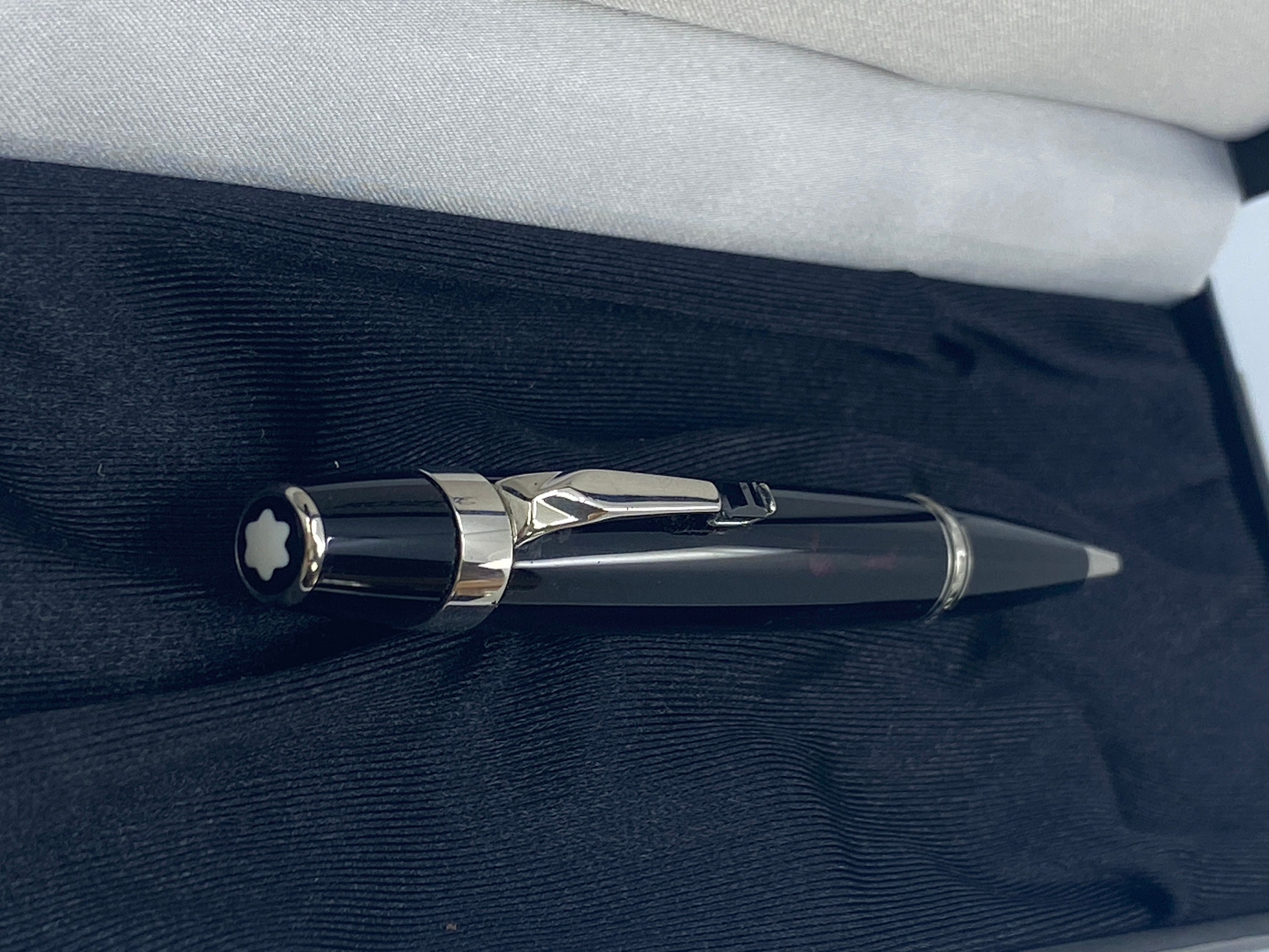 Montblanc Bohème Noir Platinum Ballpoint Pen – Authentic Pre-owned