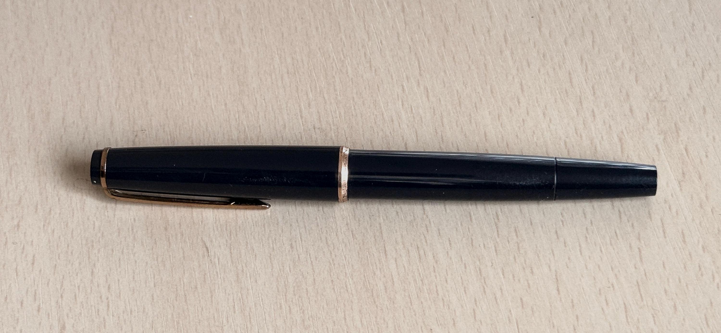 Montblanc 34 Fountain Pen – 1960s Vintage, 14K Gold Inlaid Nib