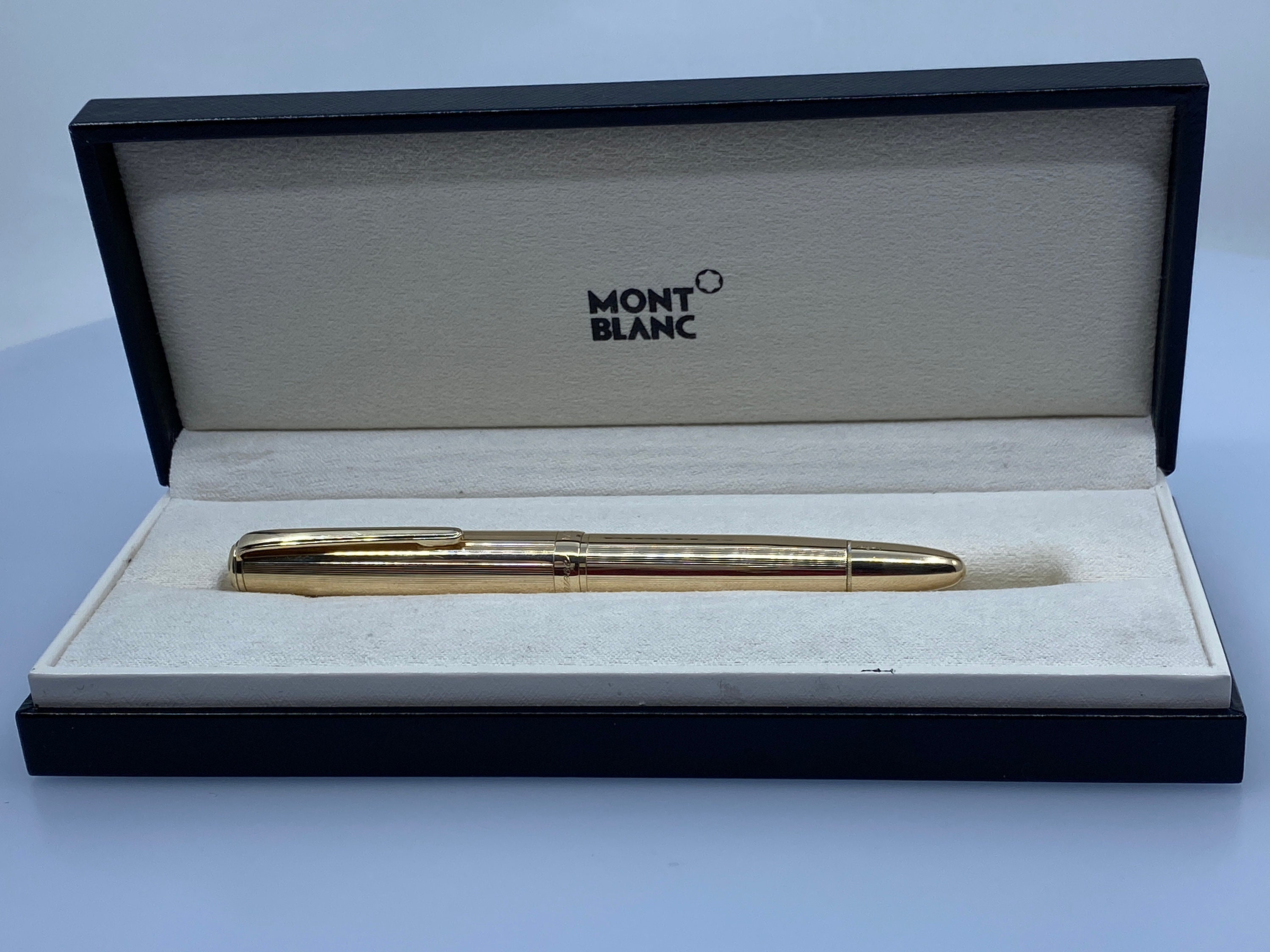 筆記具 MONTBLANC Masterpiece 742 14K Vintage Montblanc Masterpiece 742 Solid Gold Fountain pen FP Vintage