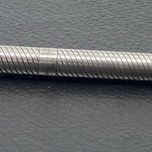 S.T. Penna stilografica Dupont Lady Torsade con finitura palladio e pennino in oro 18k F