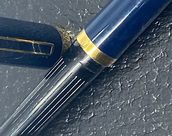 青色樹脂製万年筆 金色装飾 セーラー万年筆 『2025年4月の新製品』 万年筆 CYLINT 新潟漆器