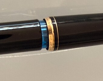 Vintage Montblanc No. 22 Fountain Pen, Black Piston Filler, Blue