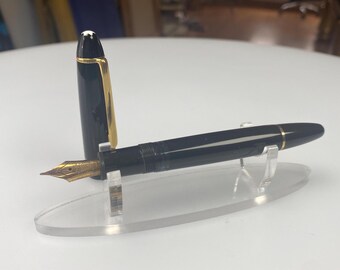 Montblanc Meisterstück Le Grand 1980s Vintage Fountain Pen, 14K
