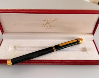 Cartier Vintage Trinity De Border Pattern Oval Cap Type Ballpoint Pen Excellent Cartier Ballpoint pen Trinity Border Pattern Cap  main image 3