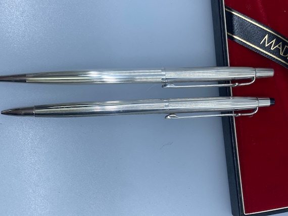 新品CARAN D'ACHE ボールペン&シャープペン本体 セットシルバー 銀製 楽天市場】シャーペン カランダッシュ エクリドール