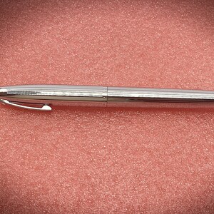 Pluma Estilográfica Vintage Sheaffer Imperial en Acero Inoxidable - Nunca Entintada