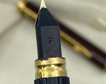 Stylo Plume Waterman CF Laque Rouge - Plume En Or 18 Carats - Version Rare Et Prestigieuse - Occasion