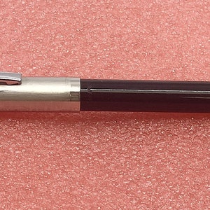 Sheaffer Imperial II de 1960 - Acero y Plástico Negro con Sistema Touchdown