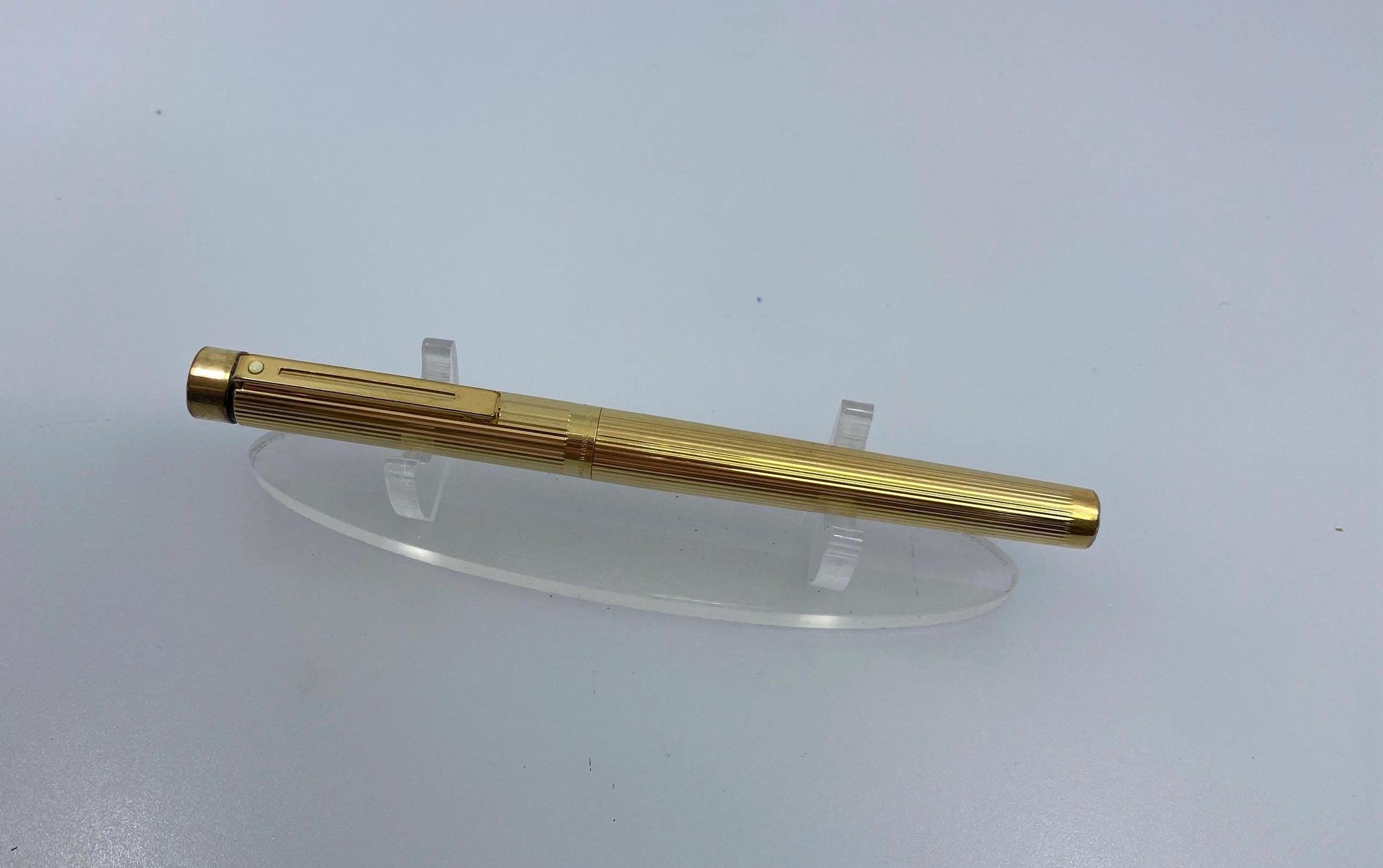 Sheaffer Targa 1005 Fountain Pen, Gold Fluted Finish, 14K 585 Gold