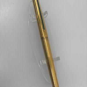 S.T. Penna stilografica Dupont Paris in argento 925 dorato con lacca verde china - pennino in oro 18 carati - vintage 1970